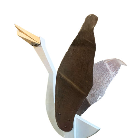 34. Héron solitaire. Bois, métal. 75 x 36 x 45". 2022-24.
4 500$ (peut-être installé à l'extérieur)